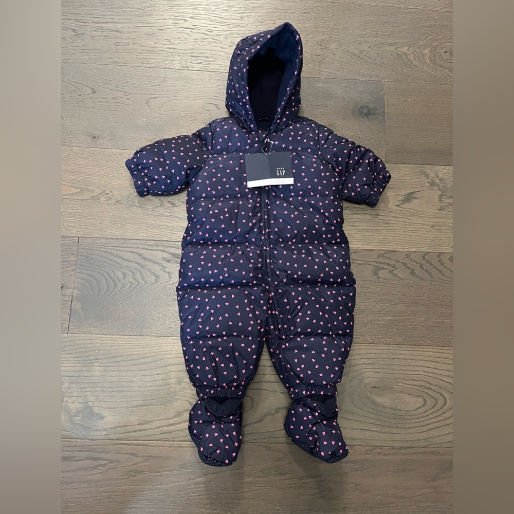 Baby gap down filled snowsuit 0-6M NWT retail $139